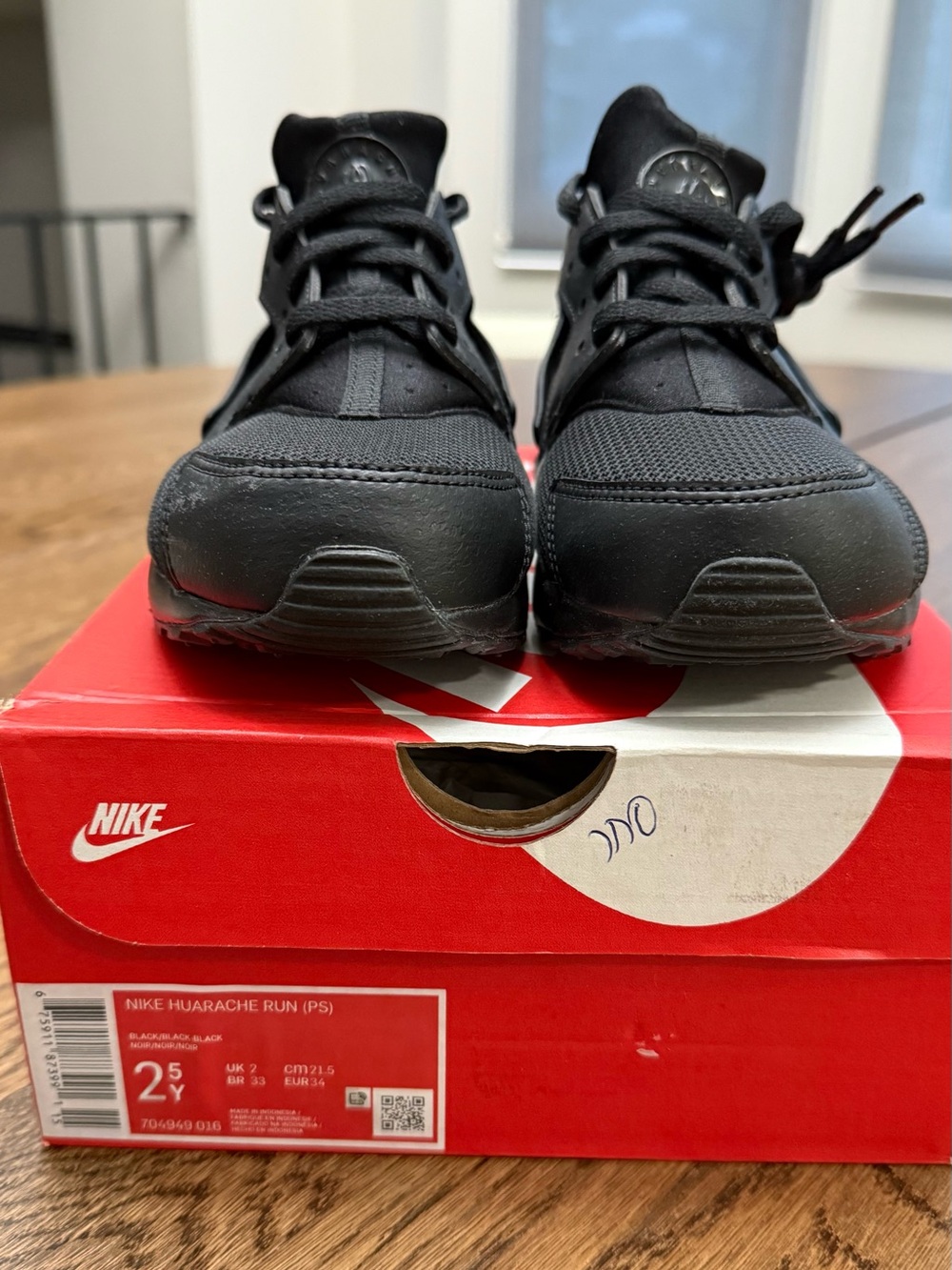 Nike Kid's Huarache Run Sneaker Kids 2.5 Unisex-Black